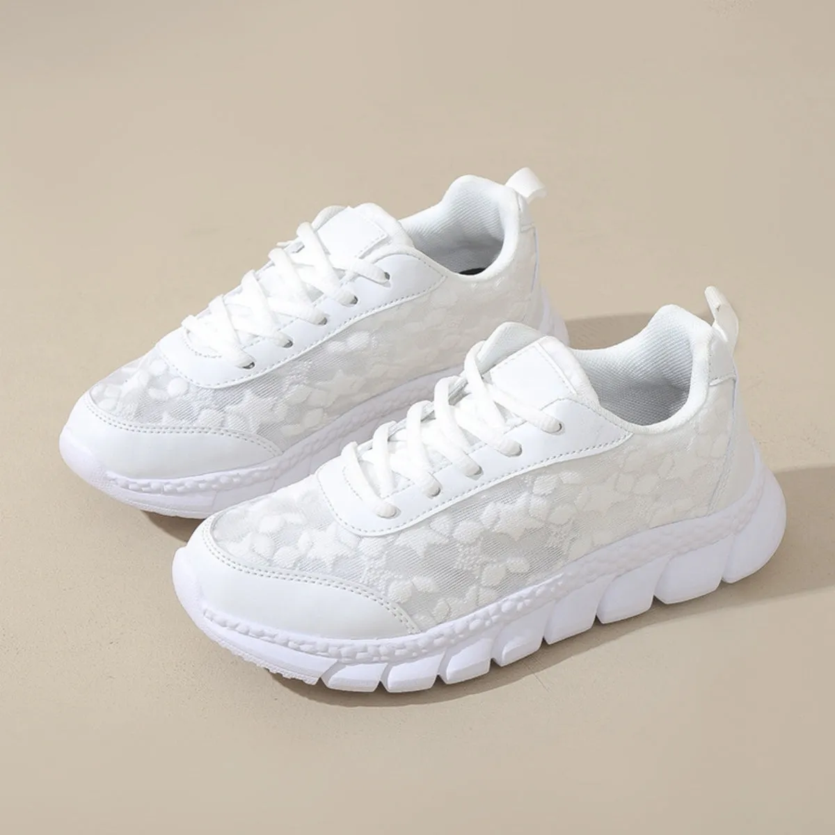 Lace Up Round Toe Star Mesh Athletic