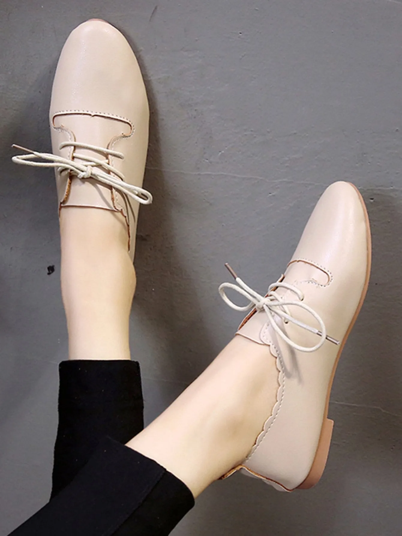 Scalloped Trim Lace Up Flats